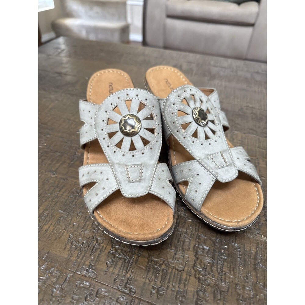 Natural Soul by Naturalizer Womens 8 Gray Leather Wedge Comfort Sandals - EUC